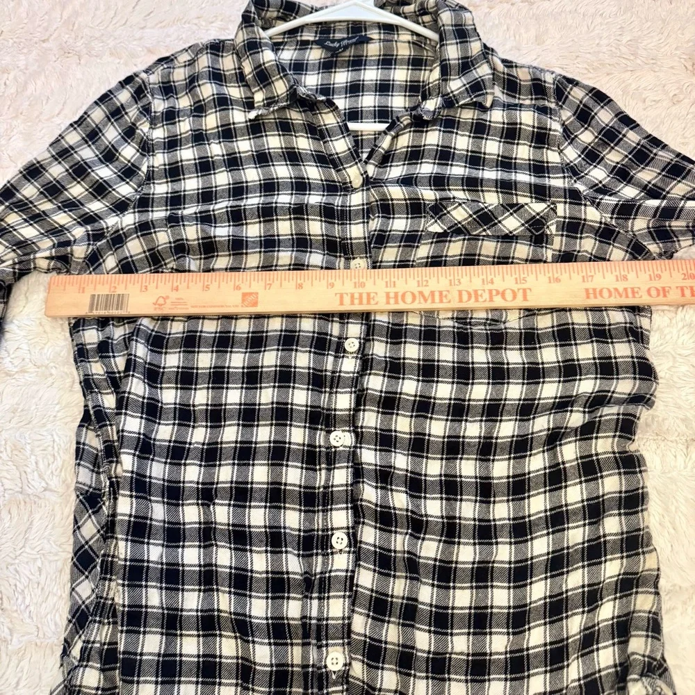Lucky Brand Buttery Soft Plaid Button-Up Shirt | Size M | Split Back Y2K fall - Picture 4 of 5